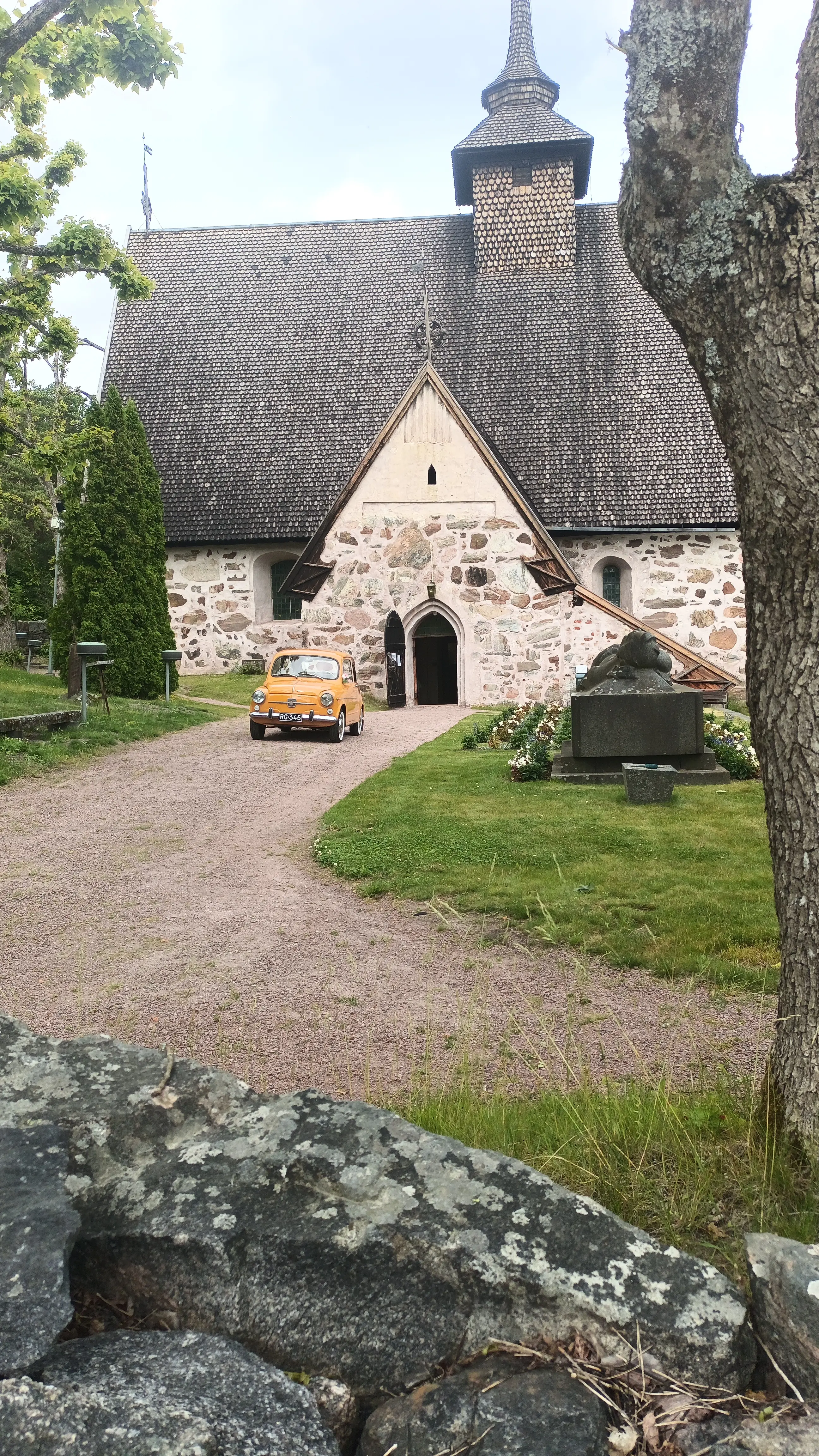 Rymättylän Pyhän Jaakobin keskiaikainen kivikirkko